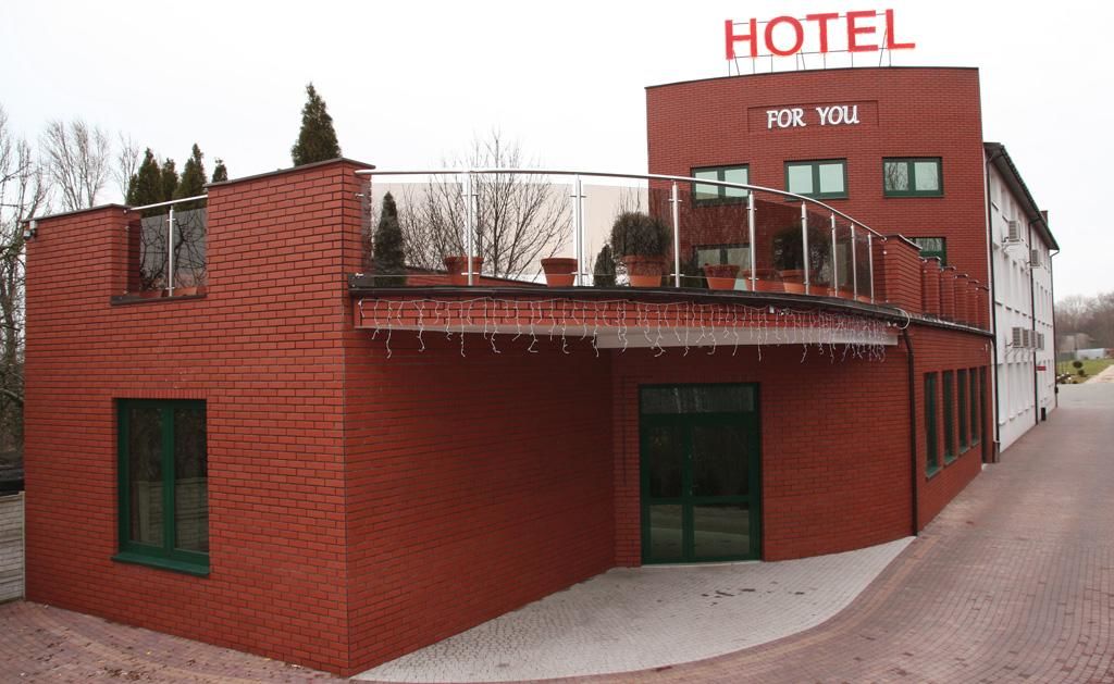 Отель Hotel For You Пабьянице